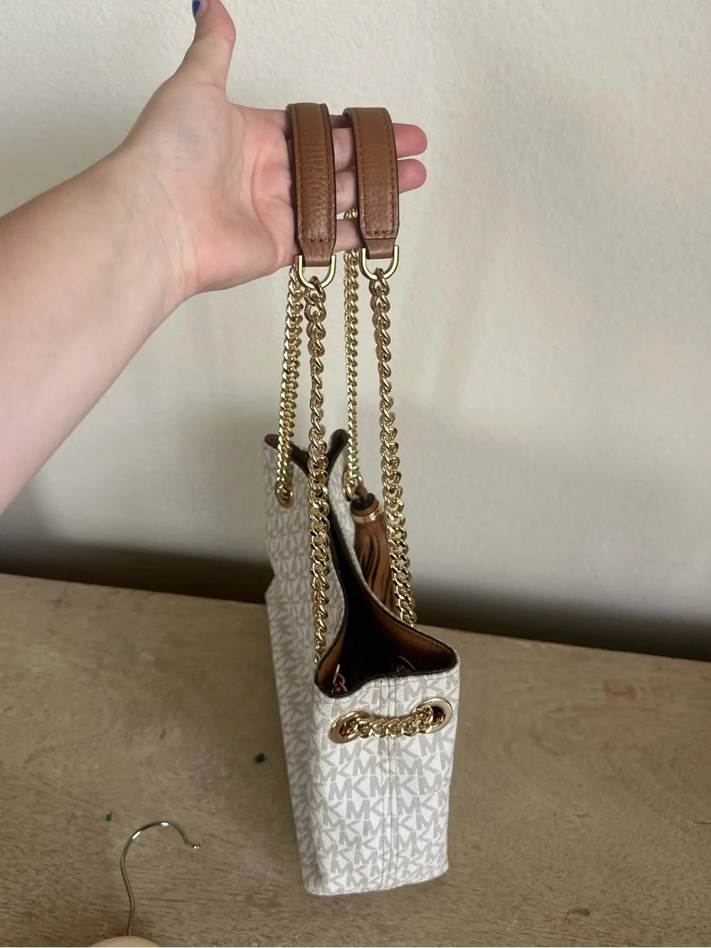 Michael Kors Jet Set Chain Medium Shoulder Messenger Bag